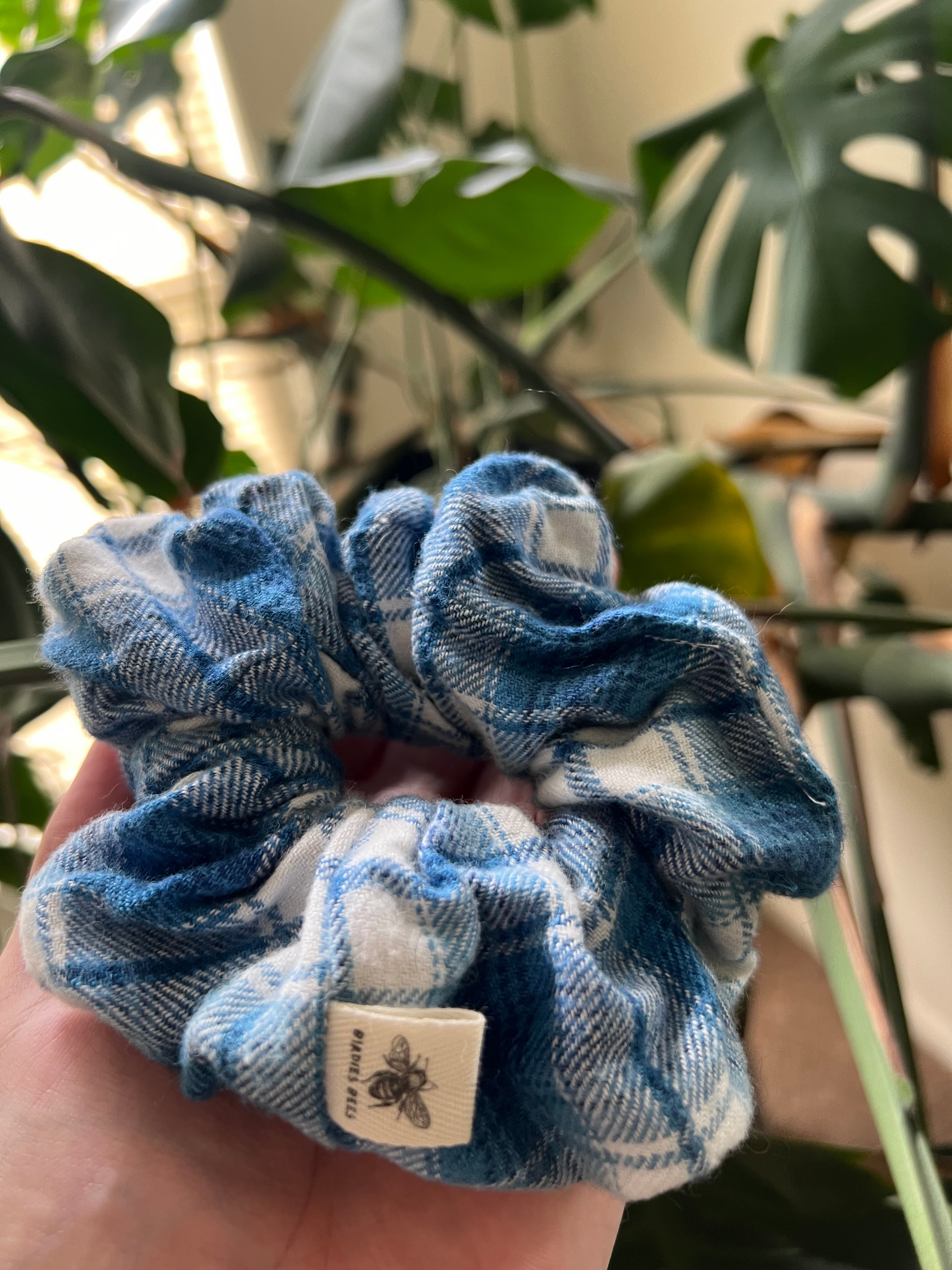 Flannel Jumbo Scrunchie