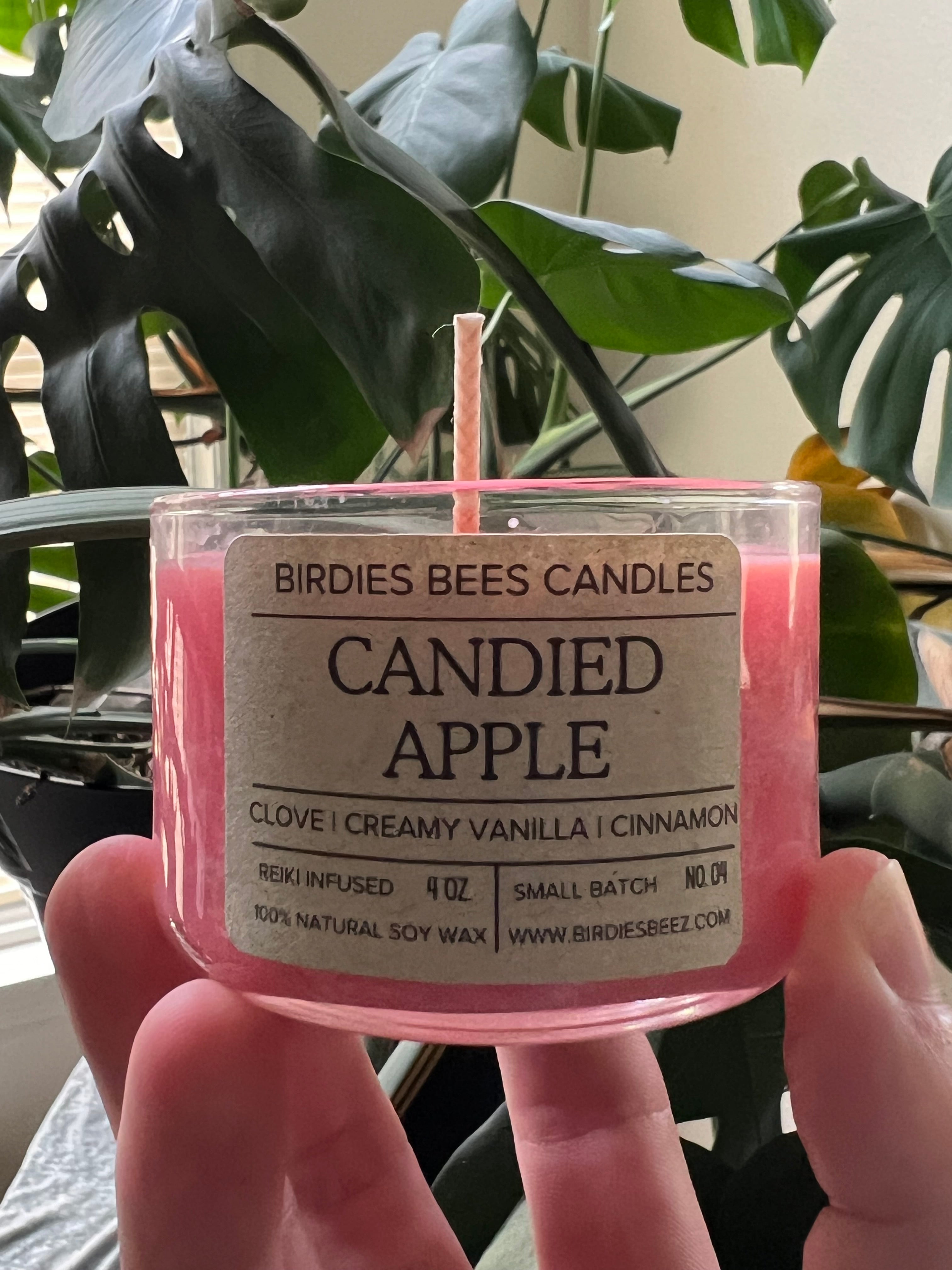 Candied Apple Candle 4 oz. | Clove, Creamy Vanilla & Cinnamon
